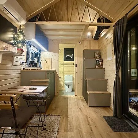 Campagna Colacurto By Tiny Away *