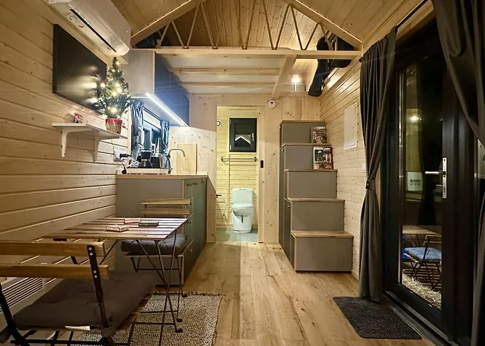 Campagna Colacurto By Tiny Away *